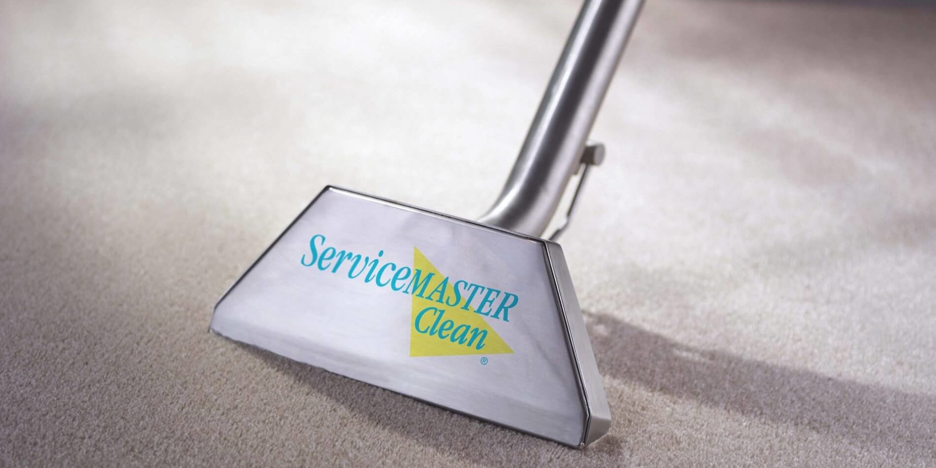 Lakeland cleaning company employee providing commercial cleaning services